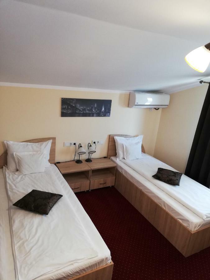 Casa Daomi Hotel Deva Buitenkant foto