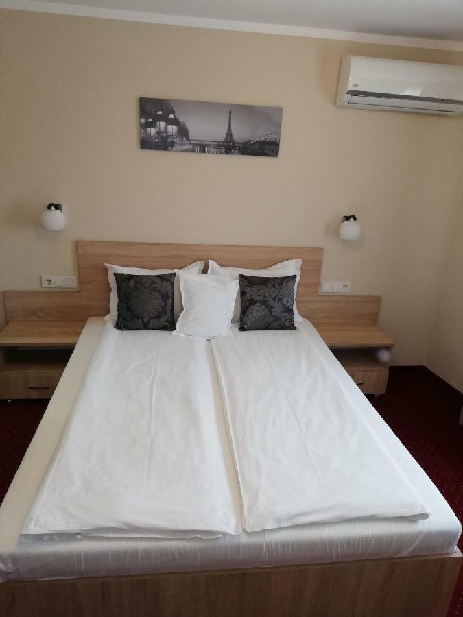 Casa Daomi Hotel Deva Buitenkant foto
